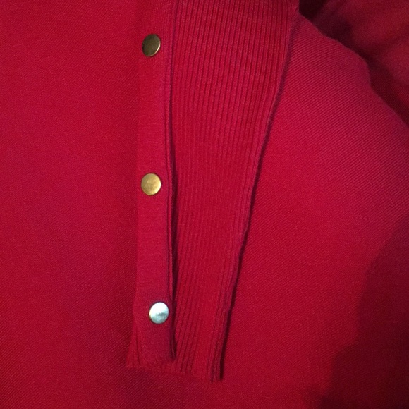 Sweater - Picture 2 of 3